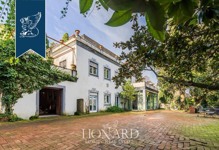 Image No.2-17 Bed Villa for sale