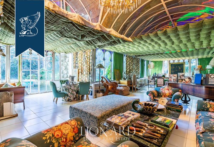 Image No.33-17 Bed Villa for sale