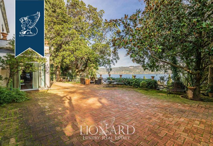 Image No.4-17 Bed Villa for sale