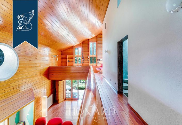 Image No.30-5 Bed Villa for sale