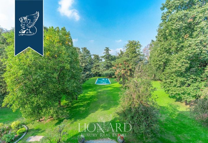 Image No.14-10 Bed Villa for sale