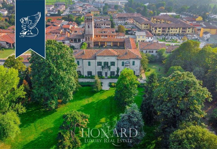 Image No.3-10 Bed Villa for sale