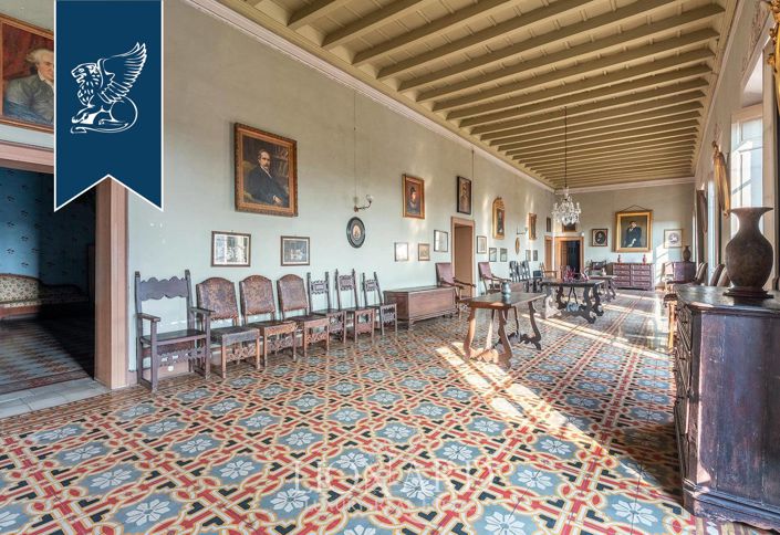 Image No.34-10 Bed Villa for sale