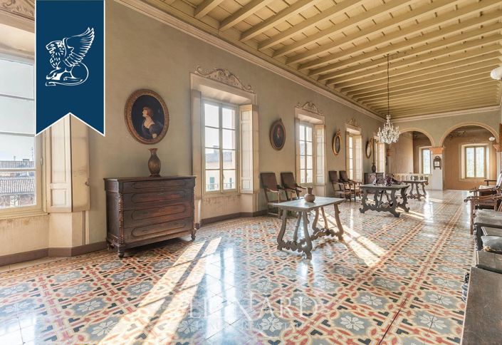 Image No.36-10 Bed Villa for sale