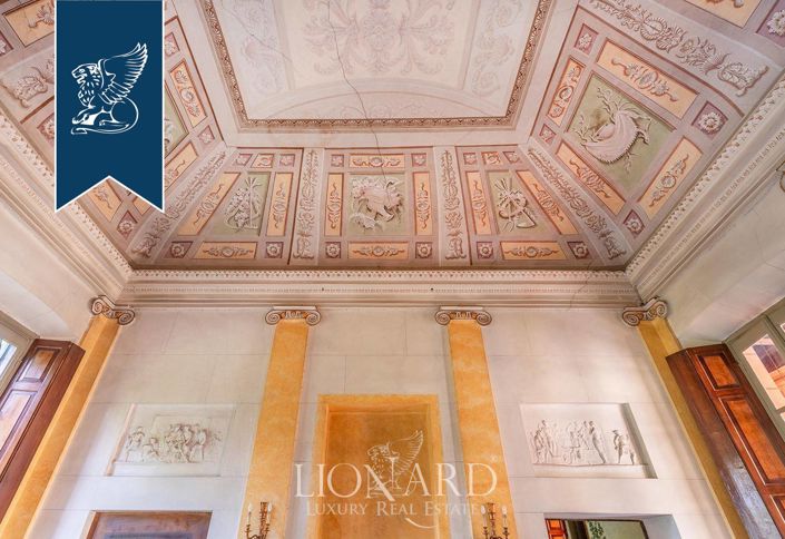 Image No.37-10 Bed Villa for sale