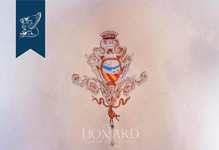 Image No.39-10 Bed Villa for sale