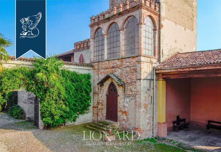 Image No.43-10 Bed Villa for sale