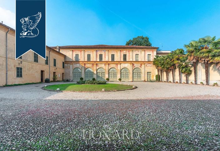 Image No.7-10 Bed Villa for sale