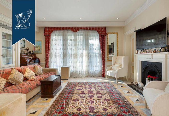 Image No.12-5 Bed Villa for sale