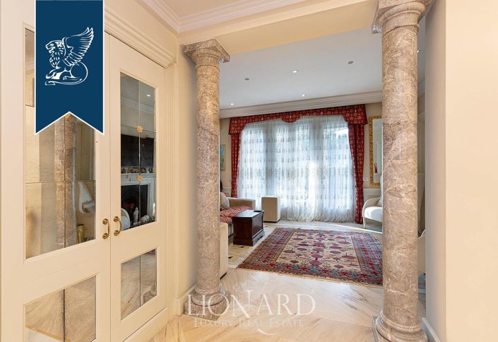 Image No.20-5 Bed Villa for sale