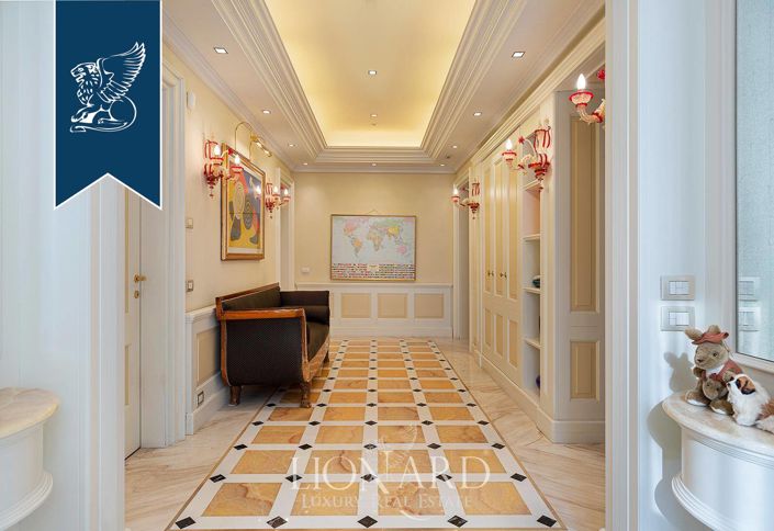 Image No.25-5 Bed Villa for sale