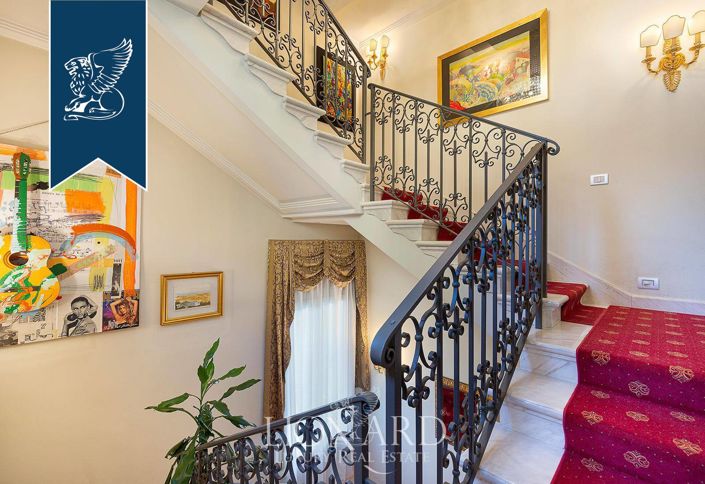 Image No.30-5 Bed Villa for sale