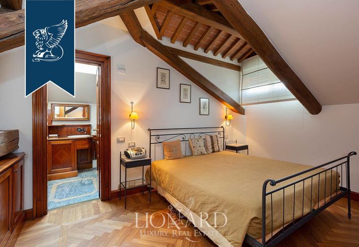 Image No.41-5 Bed Villa for sale