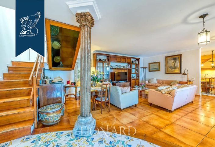 Image No.11-4 Bed Villa for sale