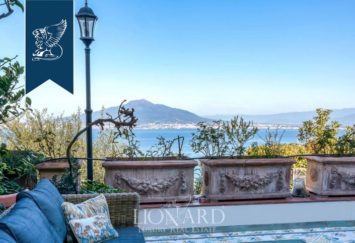 Image No.6-4 Bed Villa for sale