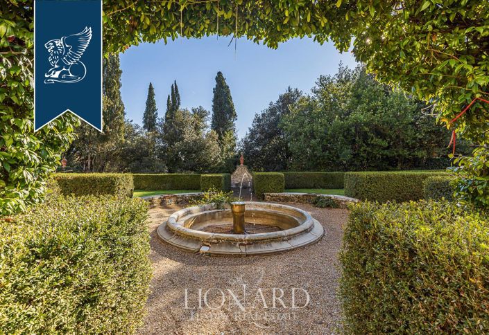 Image No.23-50 Bed Farmhouse for sale