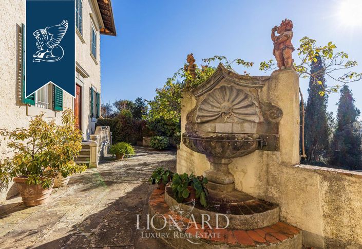 Image No.48-50 Bed Farmhouse for sale