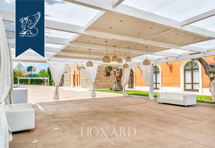 Image No.6-25 Bed Property for sale