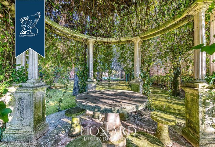 Image No.13-14 Bed Villa for sale