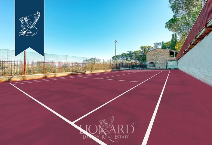 Image No.15-14 Bed Villa for sale