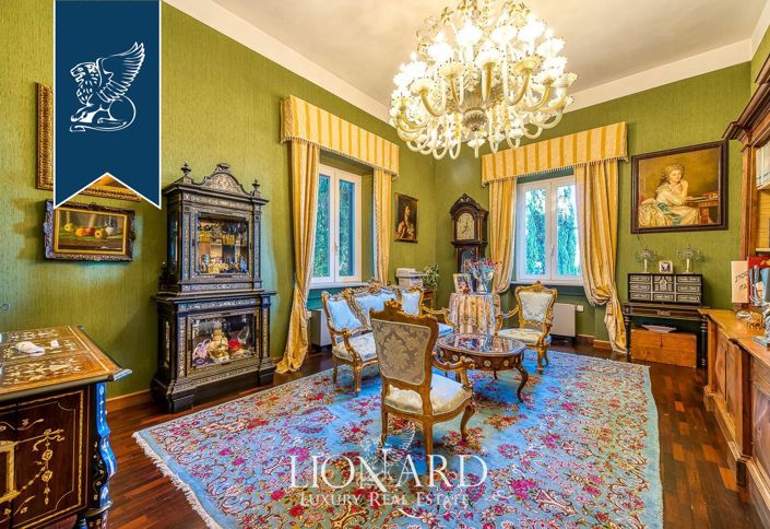 Image No.32-14 Bed Villa for sale