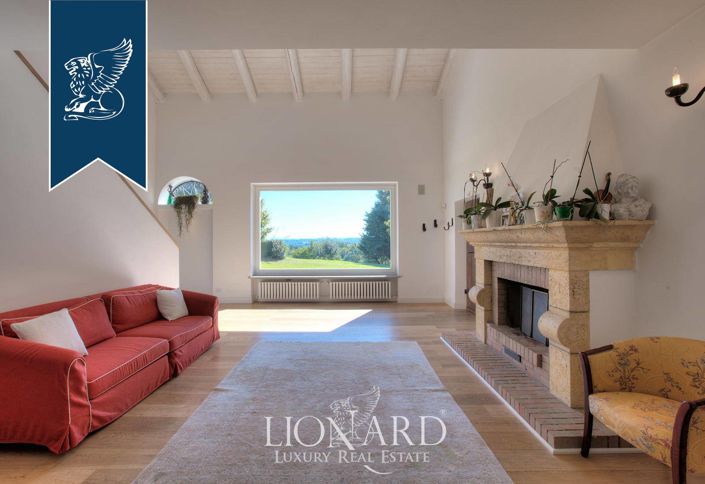 Image No.17-4 Bed Villa for sale