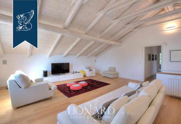 Image No.26-4 Bed Villa for sale