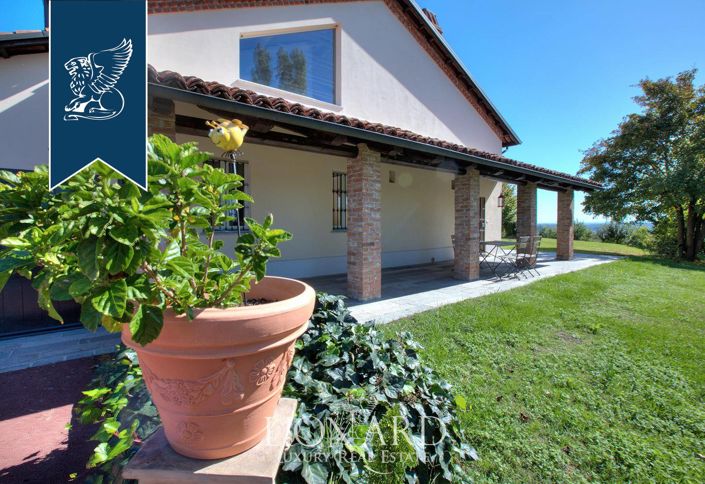 Image No.8-4 Bed Villa for sale