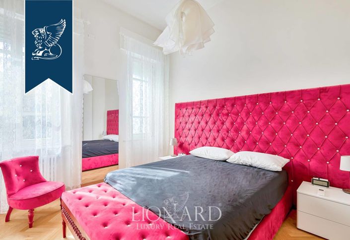 Image No.12-12 Bed Villa for sale