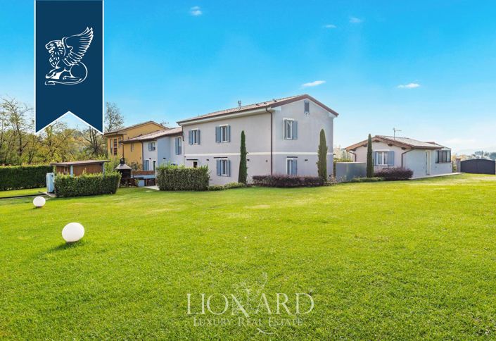 Image No.4-5 Bed Villa for sale