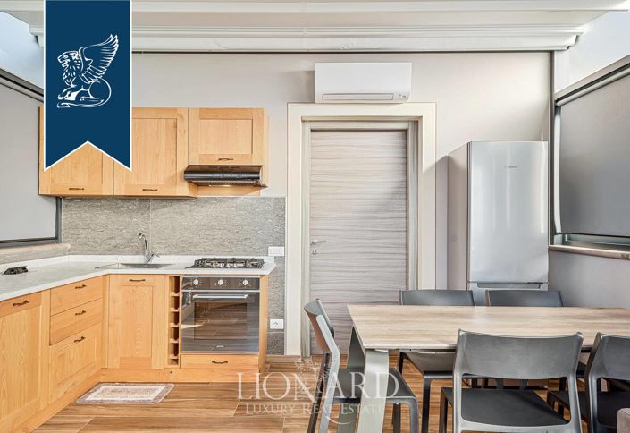 Image No.8-5 Bed Villa for sale