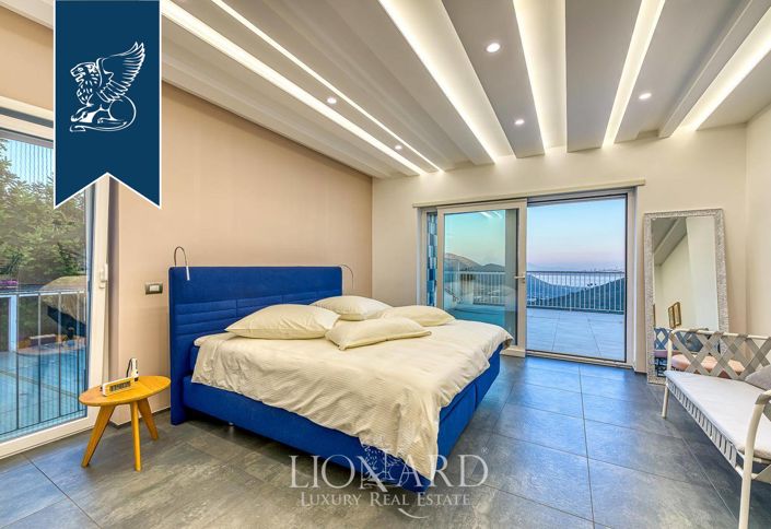 Image No.22-15 Bed Villa for sale