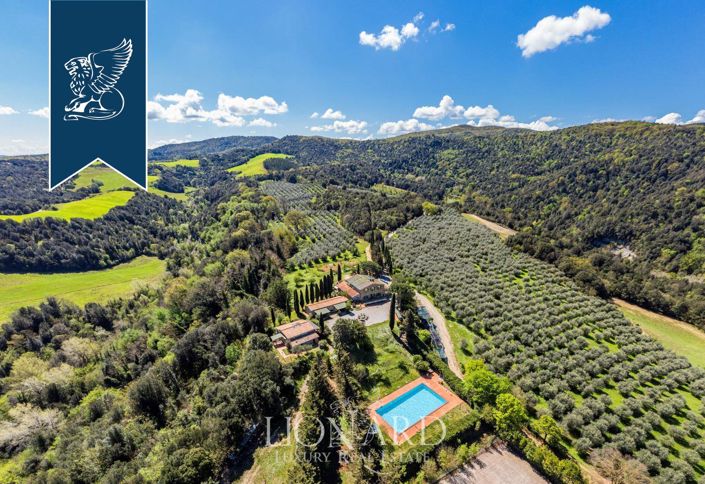 Image No.18-9 Bed Farmhouse for sale