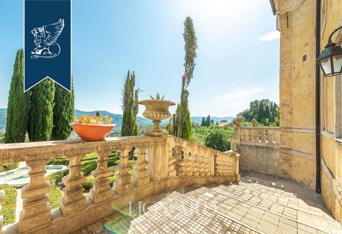 Image No.11-6 Bed Villa for sale