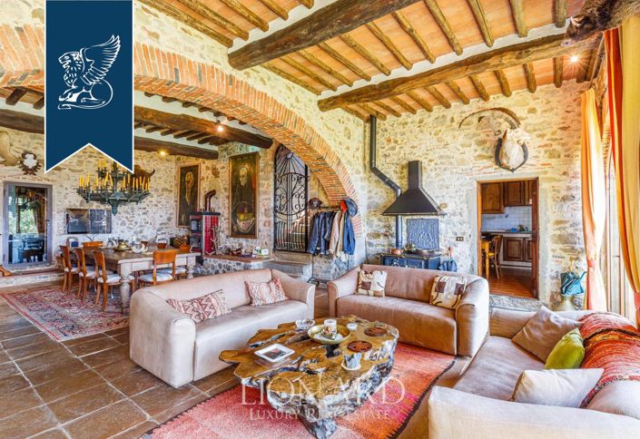 Image No.11-7 Bed Villa for sale