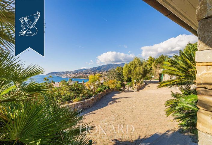 Image No.13-5 Bed Villa for sale