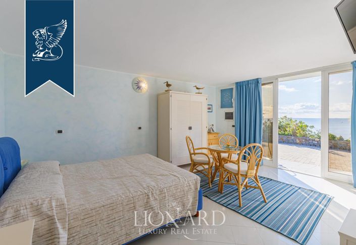 Image No.24-5 Bed Villa for sale