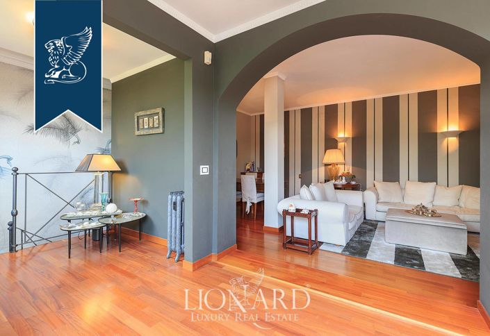 Image No.25-4 Bed Apartment for sale