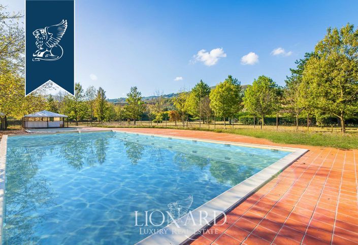 Image No.5-26 Bed Hotel for sale