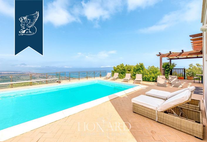 Image No.11-5 Bed Villa for sale