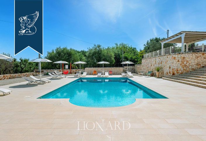 Image No.9-7 Bed Villa for sale