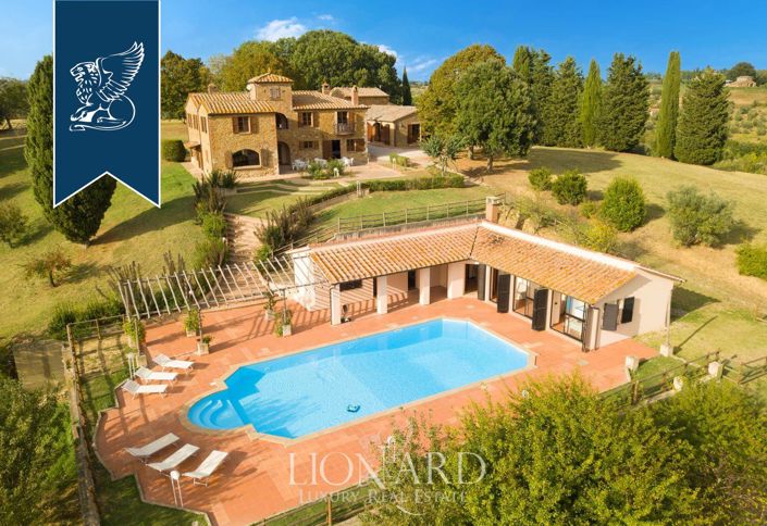 Image No.1-10 Bed Villa for sale