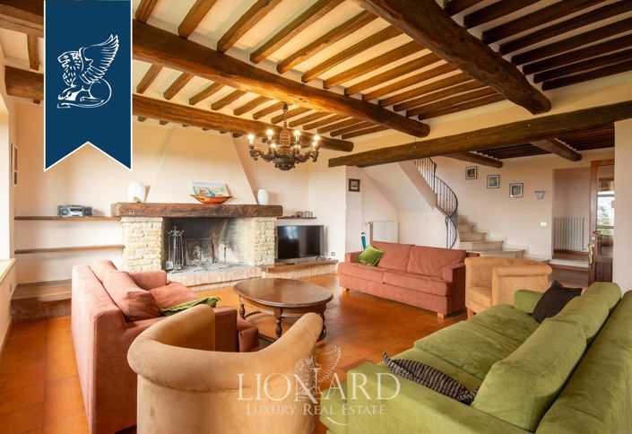 Image No.13-10 Bed Villa for sale