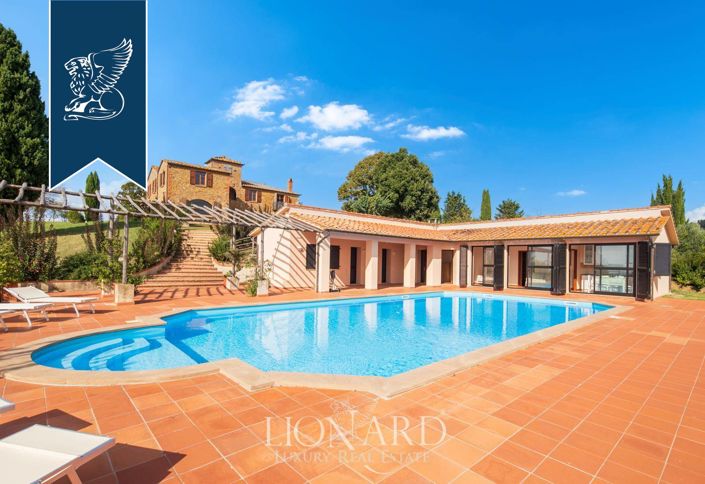 Image No.6-10 Bed Villa for sale