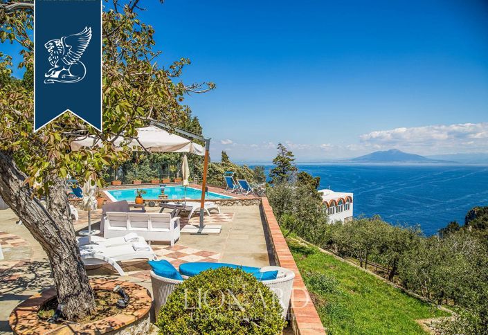 Image No.1-5 Bed Villa for sale