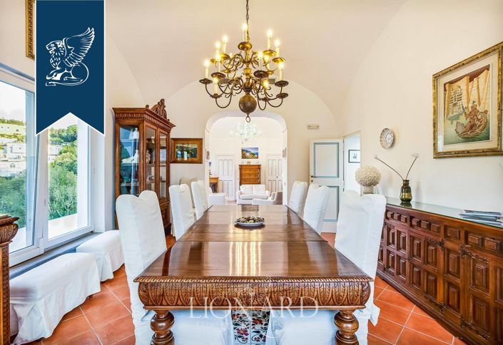 Image No.12-5 Bed Villa for sale