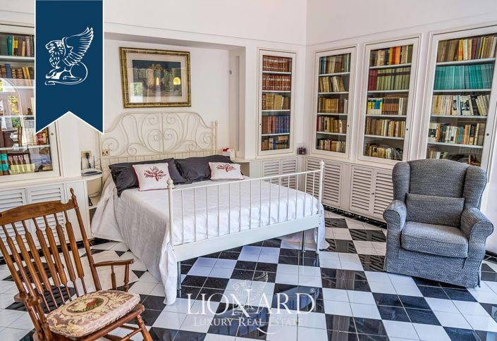 Image No.15-5 Bed Villa for sale