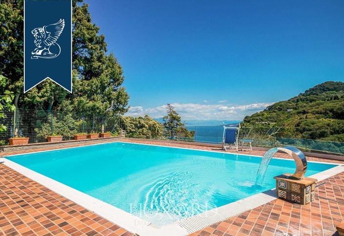 Image No.2-5 Bed Villa for sale