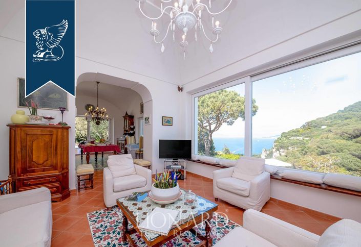 Image No.8-5 Bed Villa for sale