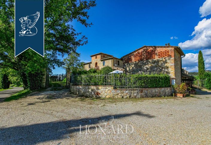 Image No.21-9 Bed Country House for sale